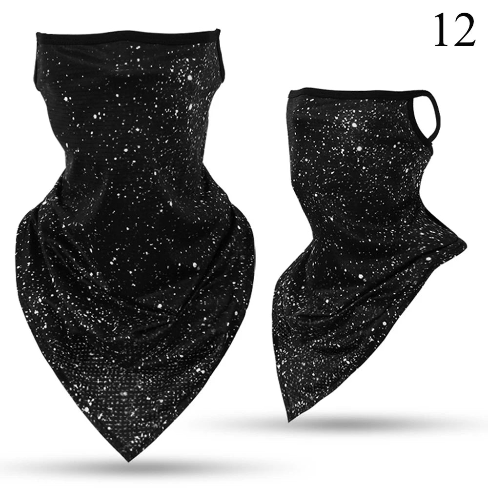 Gafete y balaclava negra multifunción, mostrados en un estilo ajustado y drapeado.