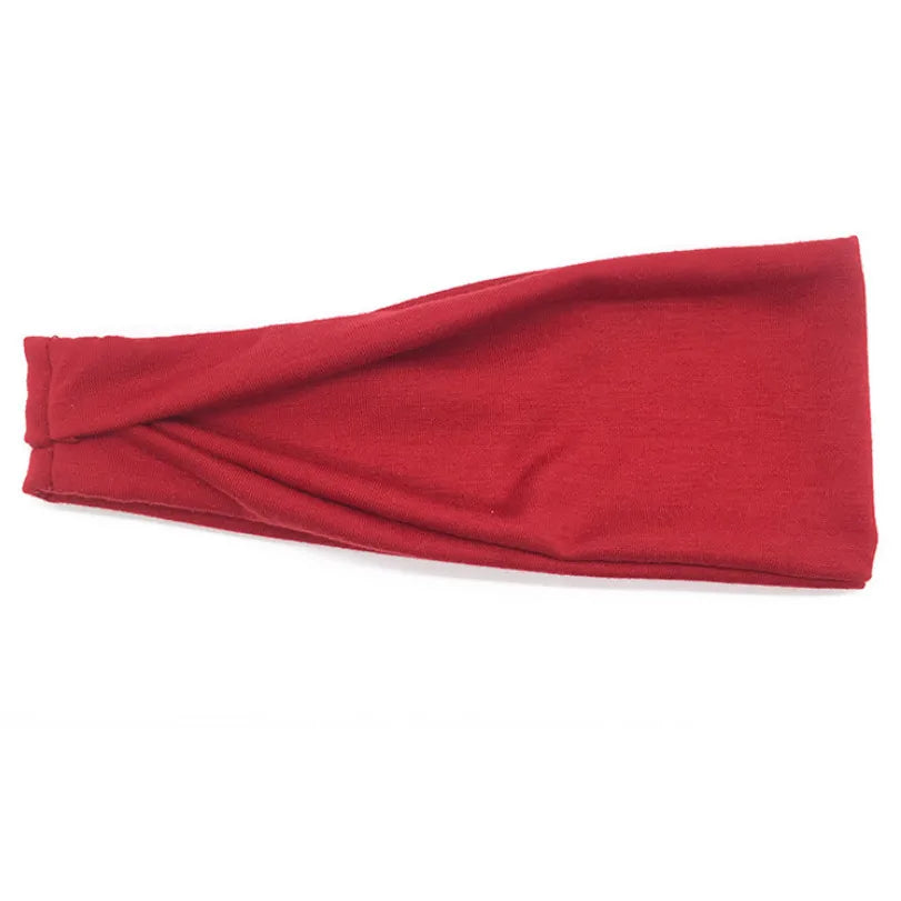 Nahaufnahme eines roten Baumwoll-gewickelten Stirnbandes.