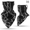 Gaiter o balaclava negra con patrón de rayo blanco.