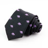Corbata de seda jacquard negra con pequeño patrón de elefante morado doblada