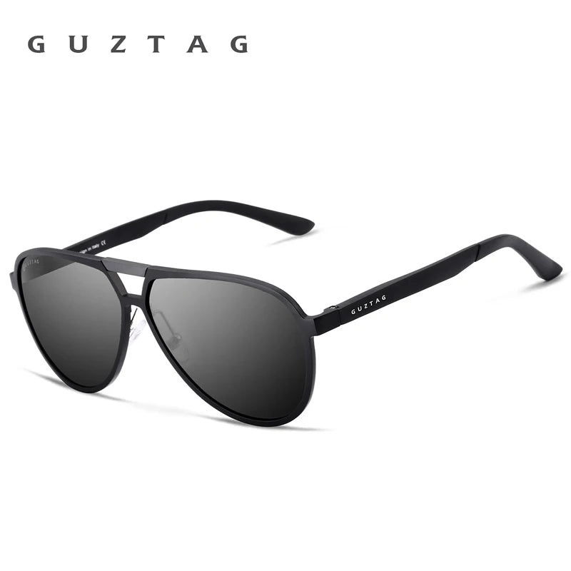 Schwarze GUZTAG Sonnenbrille mit schwarzen Arm und dunklen Linsen