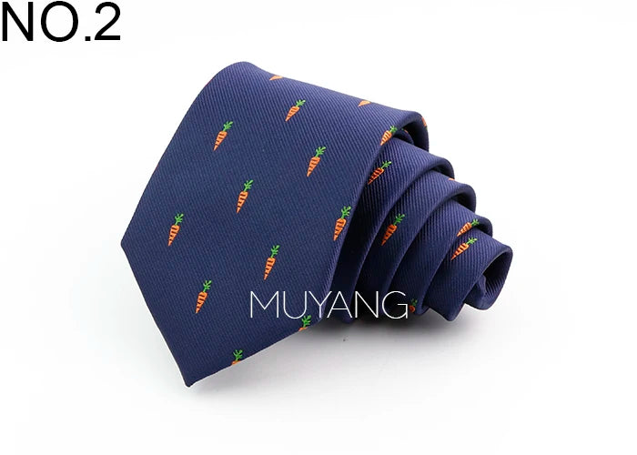 Corbata de seda jacquard azul marino para hombre con pequeños patrones de zanahoria naranja doblada