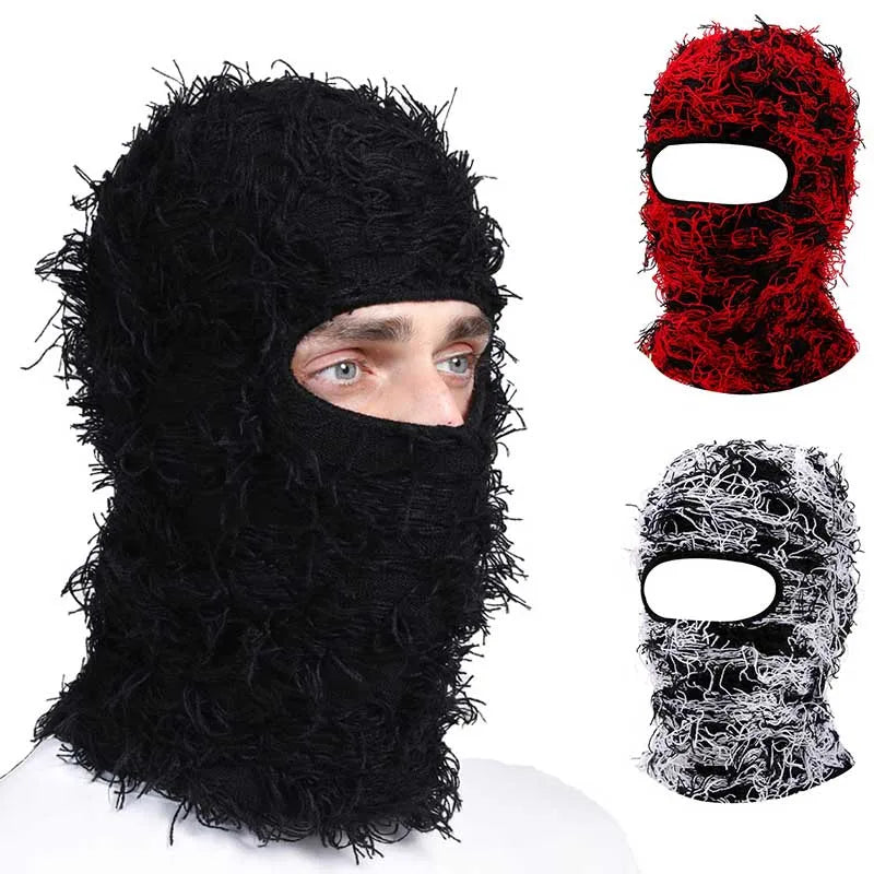 Balaclava bonnet tricoté noir usé, avec des vues séparées des versions rouge et grise.