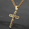 Collar de cruz de Jesús chapado en oro para hombres con cadena gruesa y colgante de crucifijo detallado.