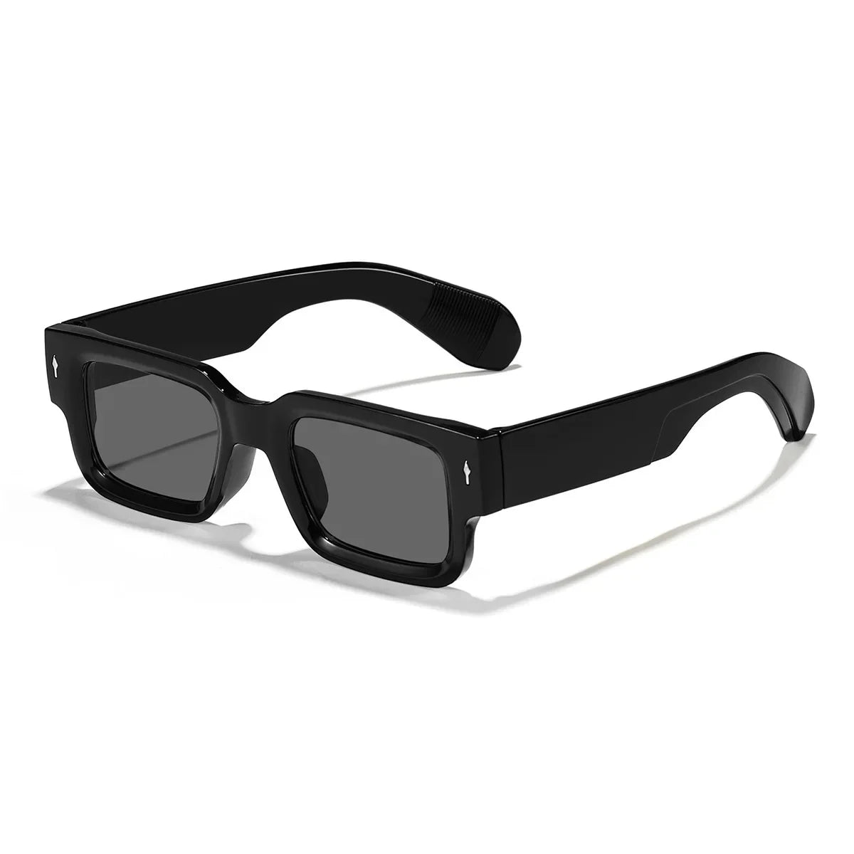 Schwarze Herren-Sonnenbrille mit quadratischem Rahmen von vorne