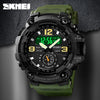 Montre de sport numérique verte avec cadran noir et affichage vert indiquant 12:56:43.