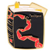 Broche émail à bordure dorée représentant une silhouette de poisson rouge stylisée sur fond noir avec le texte d'éclipse.