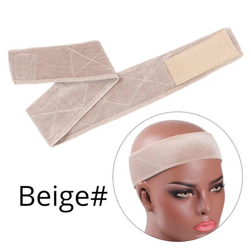 Beige rutschfeste Samtperücke und Stirnband, gezeigt mit dem Kopf einer Modelin