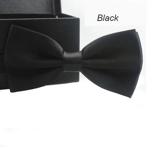 Nœud papillon classique noir pour hommes et filles, vue rapprochée
