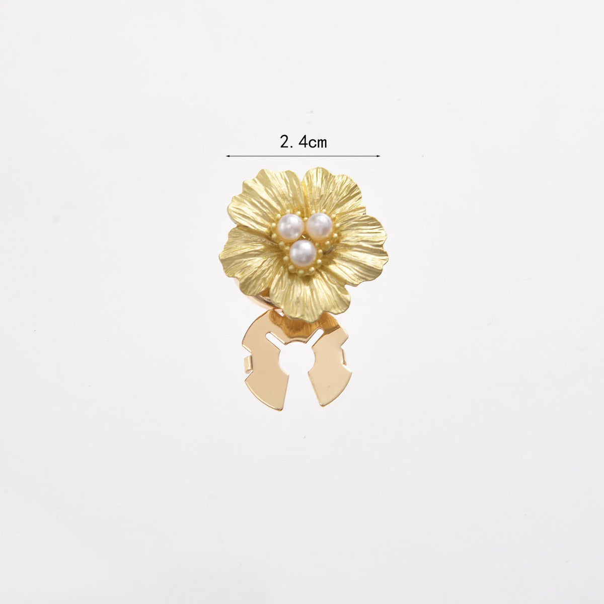 Gold floral button cufflinks with pearl accents, measuring 2.4 cm.