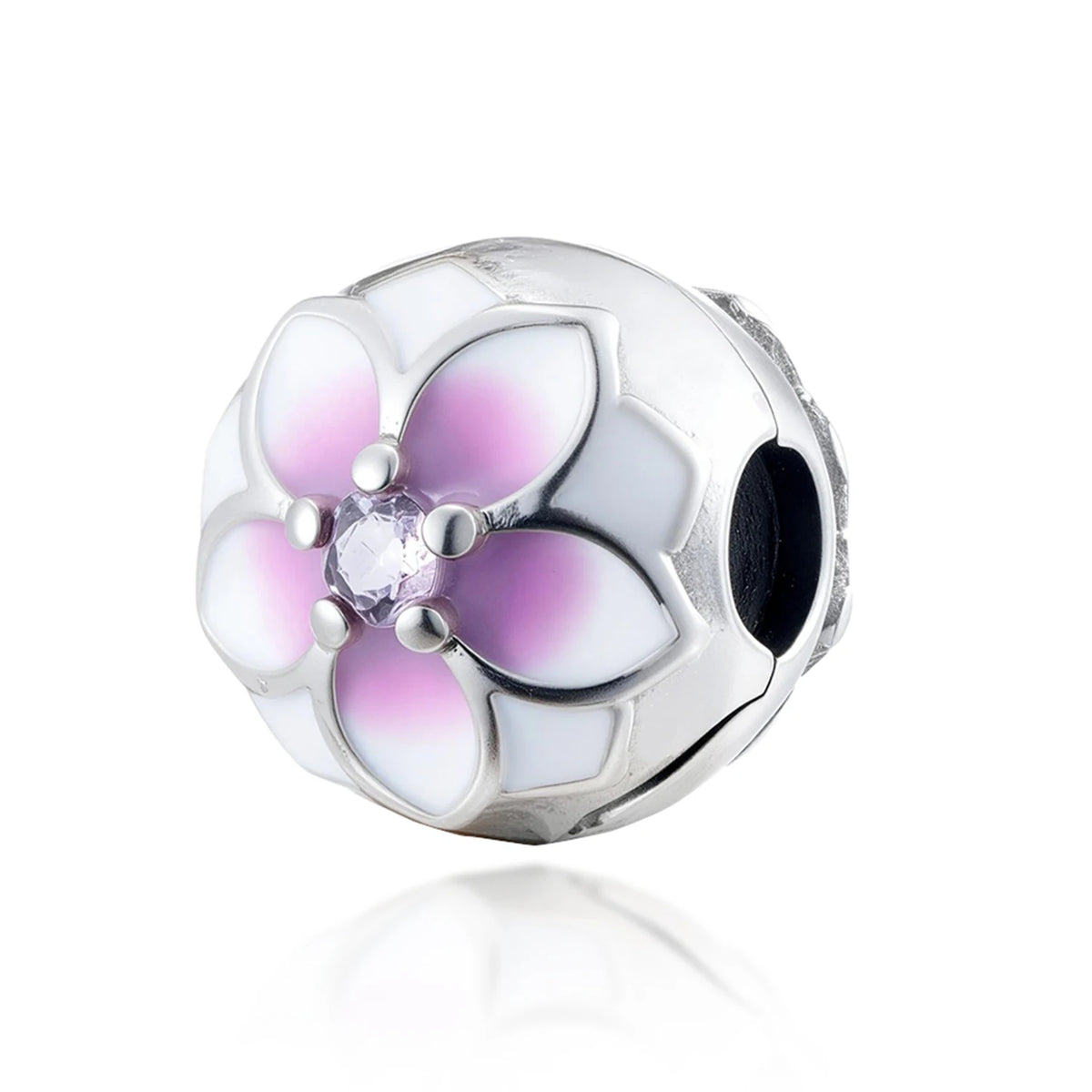 Cuenta de plata con diseño de flor y esmalte rosa y blanco.
