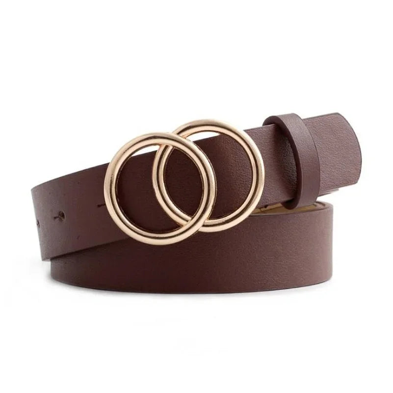 Braunes Kunstleder-Gürtel mit doppelter Ringverschluss.