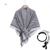 Pañuelo táctico gris y blanco plegado con cuerda negra agal attached