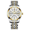 Reloj de lujo de cuarzo para hombre plateado y dorado con pulsera de metal a rayas y esfera redonda.