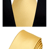 Goldgelbes schlankes klassisches Herren-Jute-Krawattenschnüre, gebunden und gerollt.