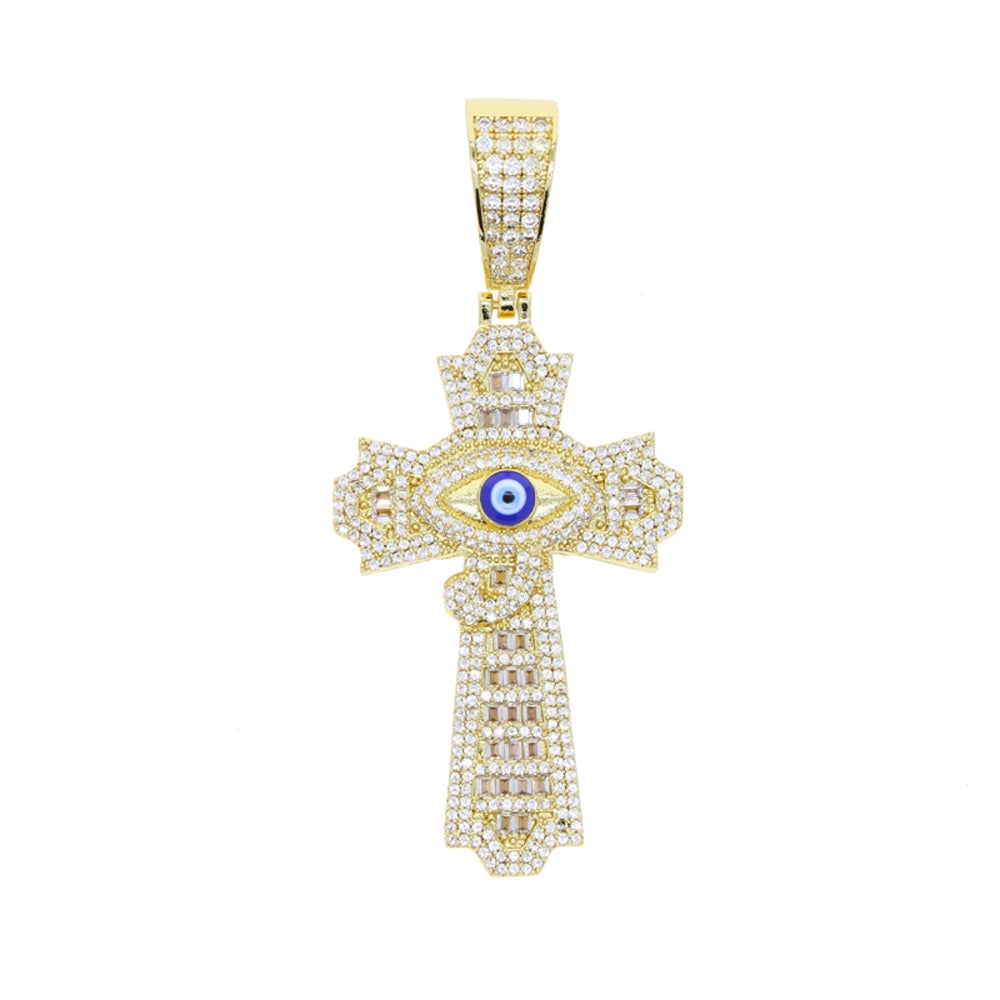 Collier pendentif en tons or avec des diamants et un centre œil bleu.