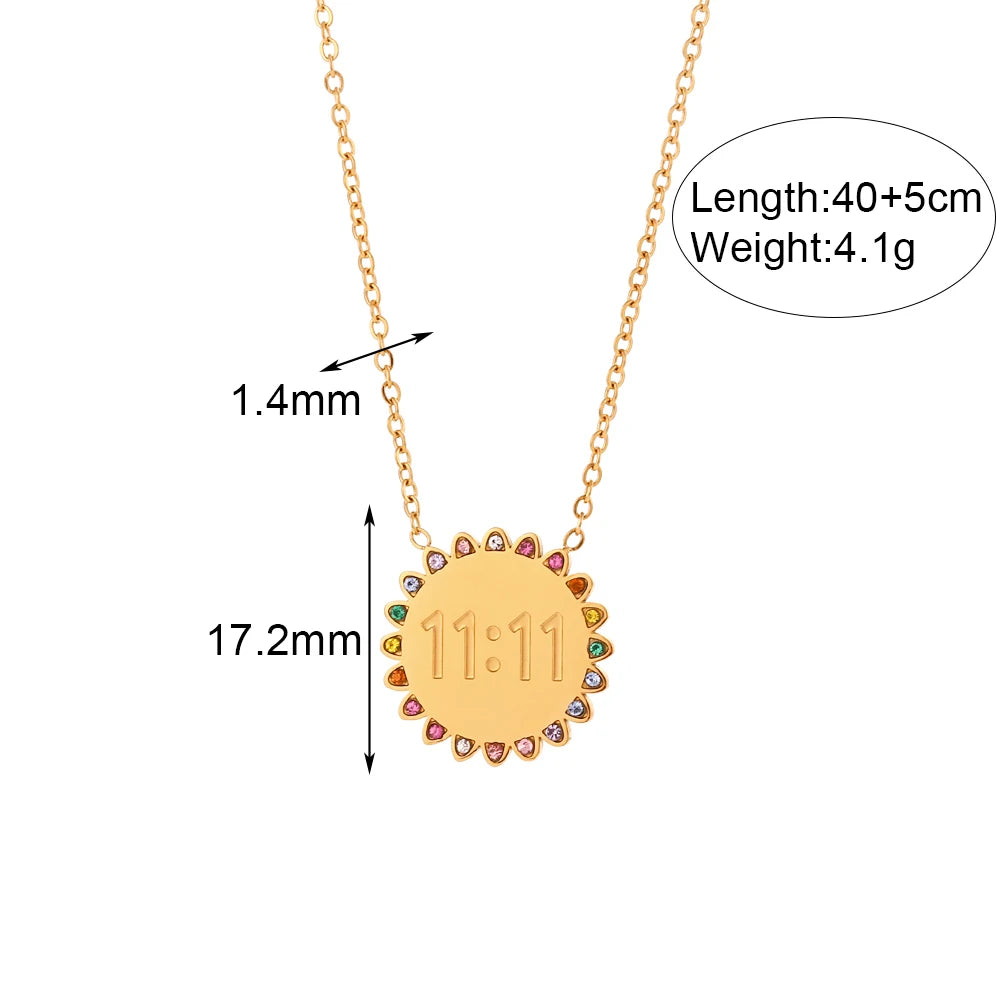 A gold-plated rectangle pendant necklace featuring the time 11:11, with a chain length of 40+5cm and a weight of 4.1g.