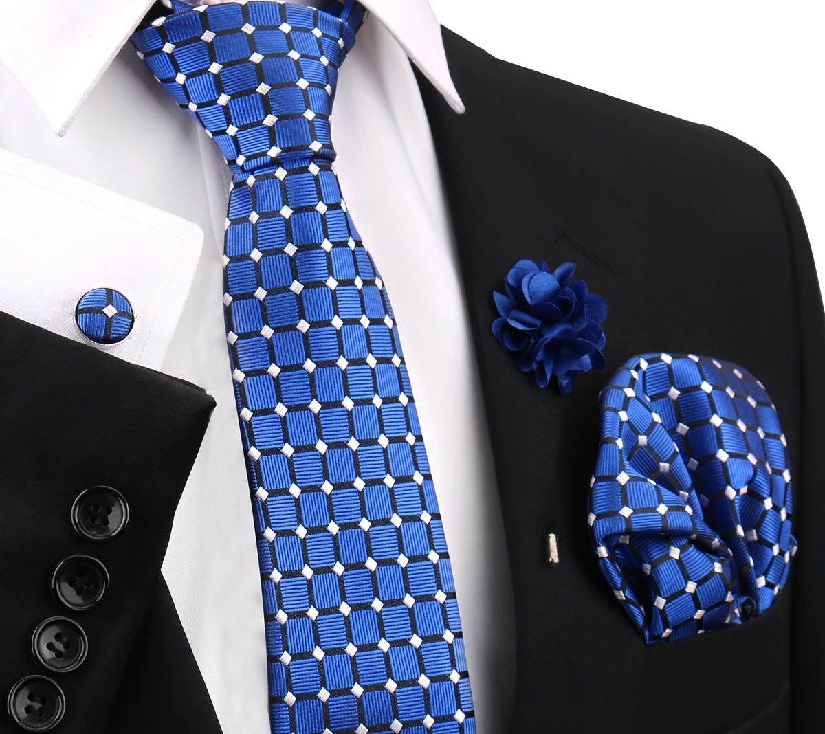 Blasses gemustertes Business-Krawatte und Accessoires auf schwarzem Sakko und weißem Hemd.