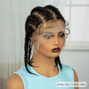 Un mannequin affiche des perruques de cheveux synthétiques tressés en cornrows sur sa tête.