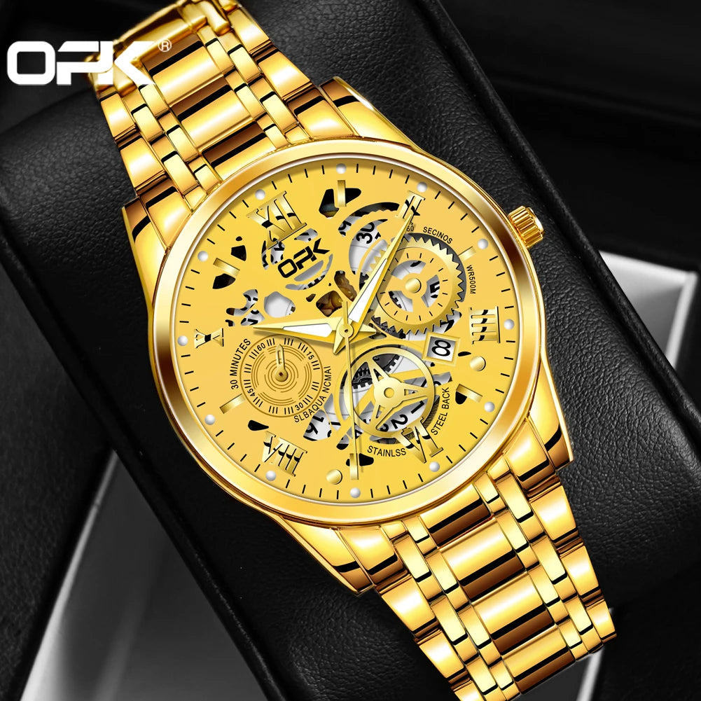 Nahaufnahme einer goldfarbenen Herren-Edelstahluhr mit schwarzem Armband und filigranen Zifferblattdetails.