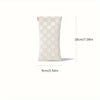 Quadtes beige kariertes Leder-Brillenaufbewahrungstasche.