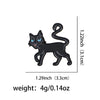 Schwarze Katzen-Emaille-Anstecknadel mit leuchtend blauen Augen und geschwungenem Schwanz