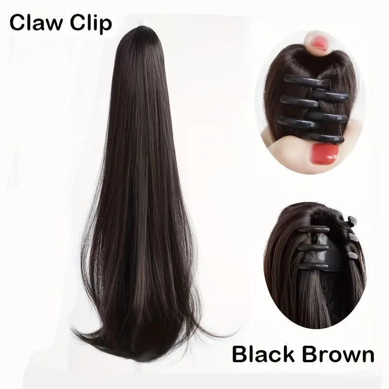 Schwarze braune glatte Haarextensions mit einer Krausenpinzelle und Detailaufnahme.