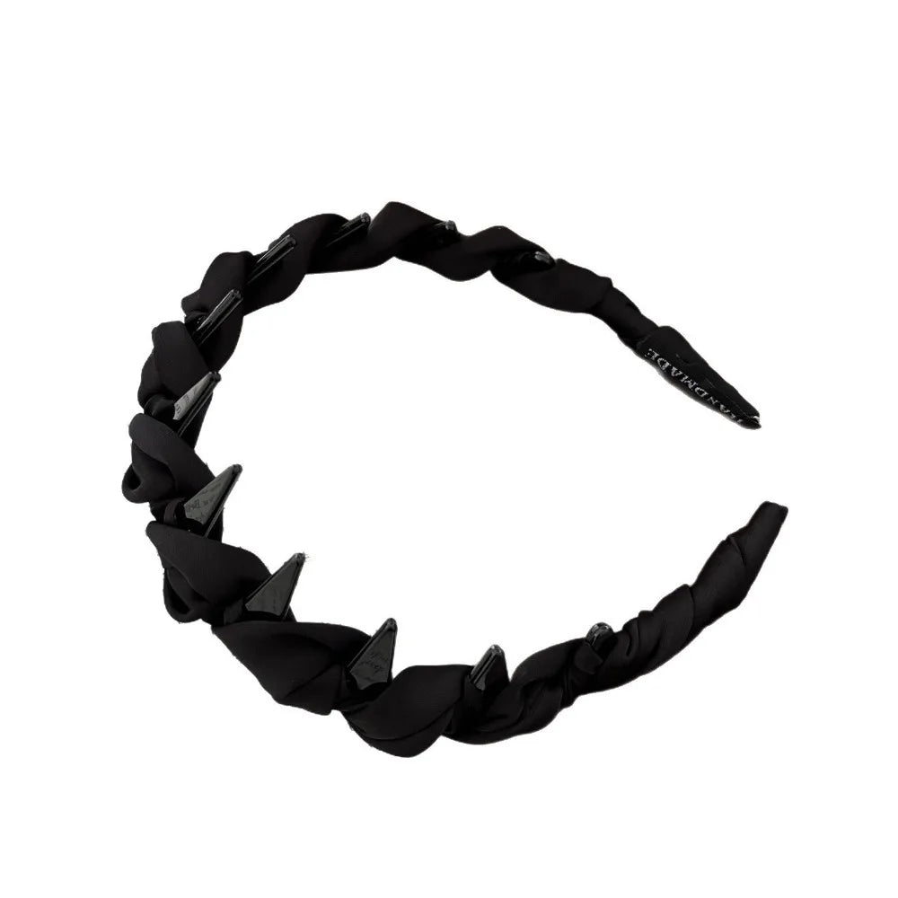 Black chic knotted hair headbands with teeth