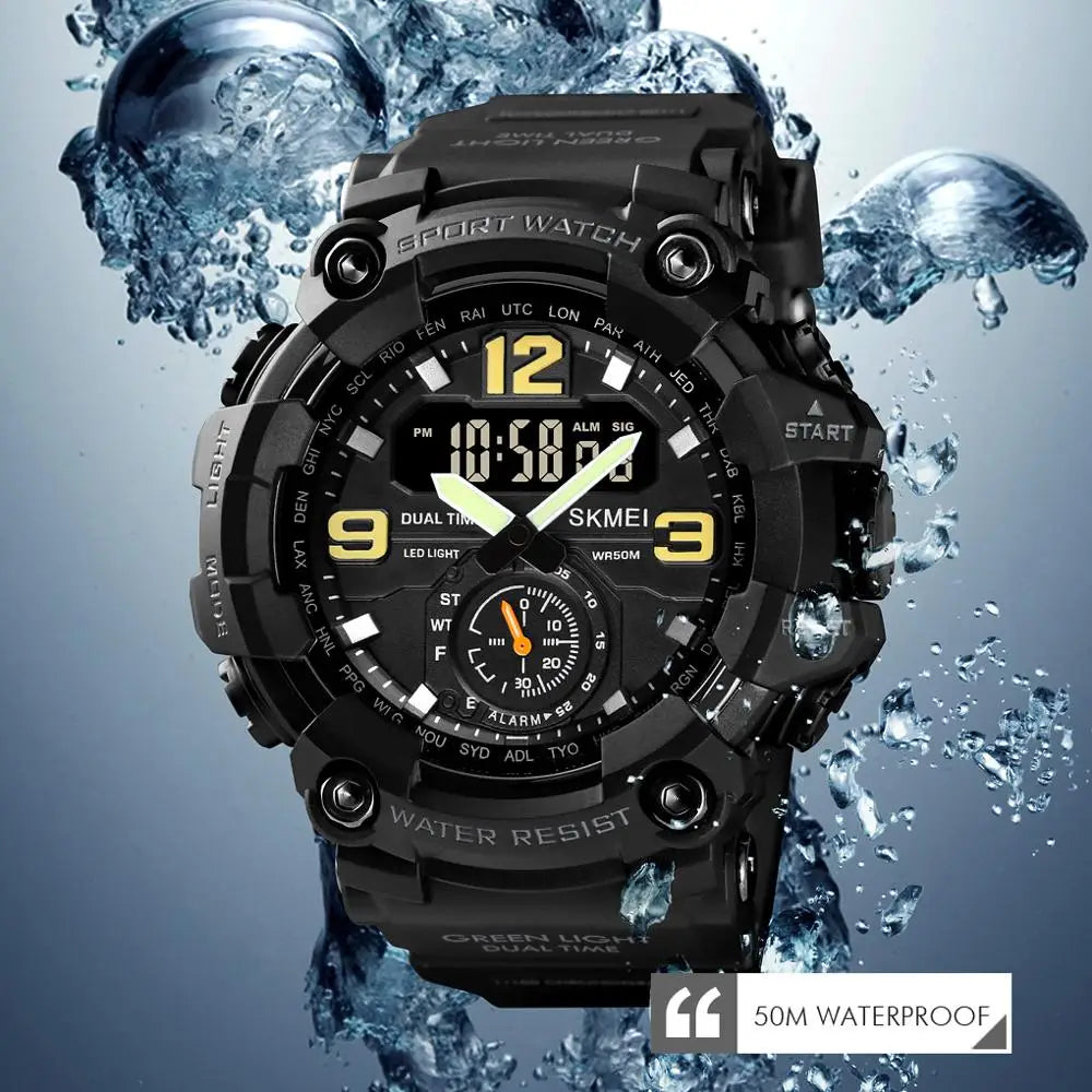 Une montre sportive numérique noire éclaboussant dans l'eau, mettant en valeur ses fonctionnalités et sa résistance à l'eau.