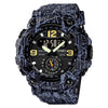 Montre de sport numérique gris foncé avec bracelet noir et blanc à motif et cadran jaune affichant 12h58.