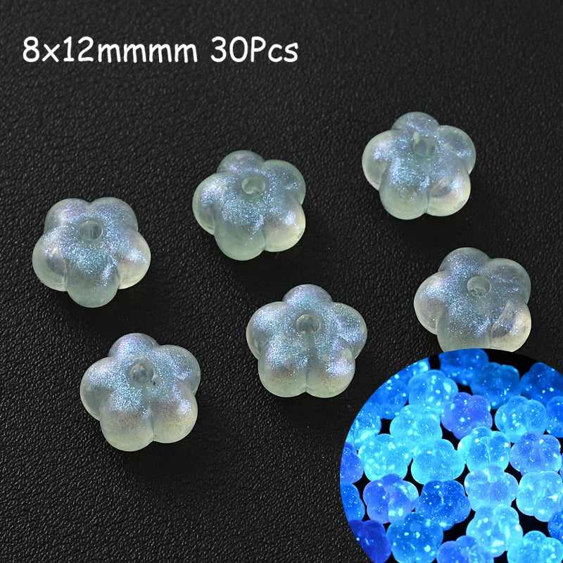 30 pieces of 8x12mm glow-in-the-dark acrylic beads scattered on a dark surface with a close-up of blue beads.