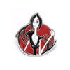 Broche émail argentée représentant un personnage féminin stylisé aux cheveux noirs et une silhouette d'épée sur fond rouge