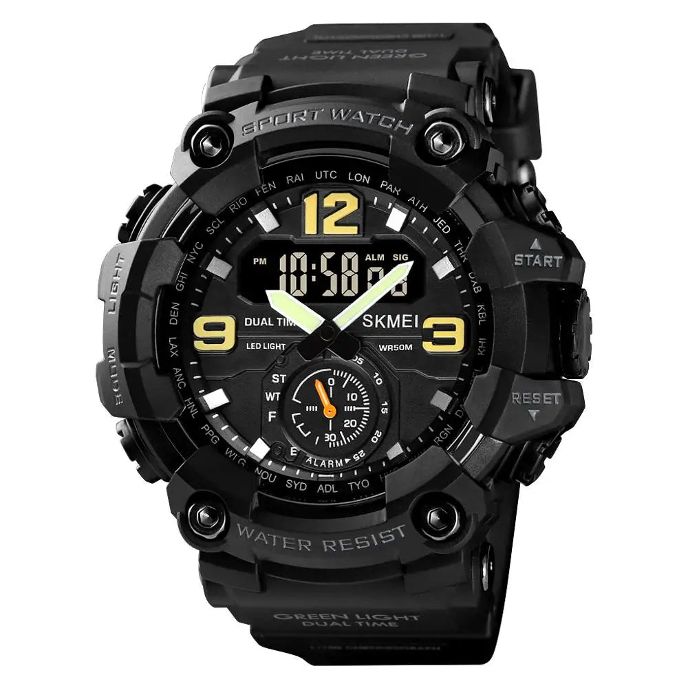 Montre de sport numérique noire avec une lunette proéminente et un affichage de 10h58 et diverses fonctions.