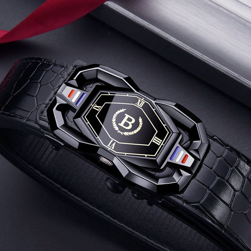 Schwarze Herrenuhr mit Crocodile-Strap und silberner Schnalle auf dunklem Untergrund.