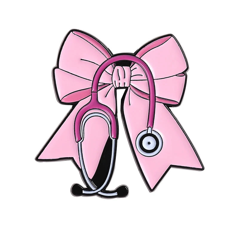 Pin de esmalte de estetoscopio con lazo rosa y cinta.