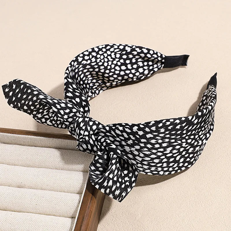Black and white leopard print retro bow hairband tied in a knot