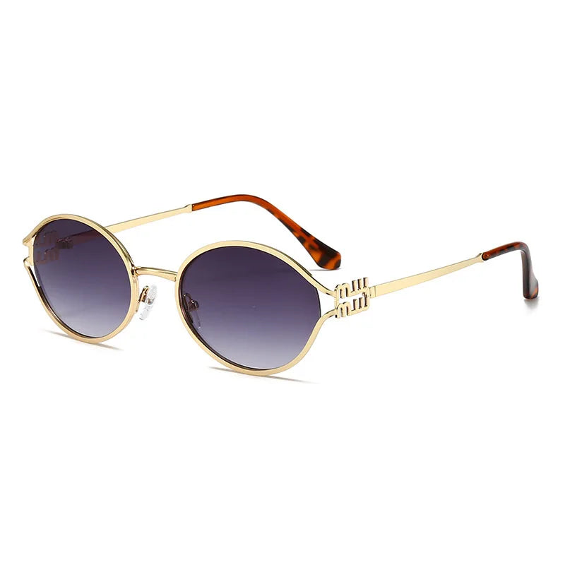 Goldfarbene Retro-Oval-Sonnenbrille mit braunen Acetatrahmen und dunklen Gläsern
