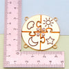 Collar de amistad dorado multiunión con tres colgantes entrelazados: luna creciente, sol y estrella.