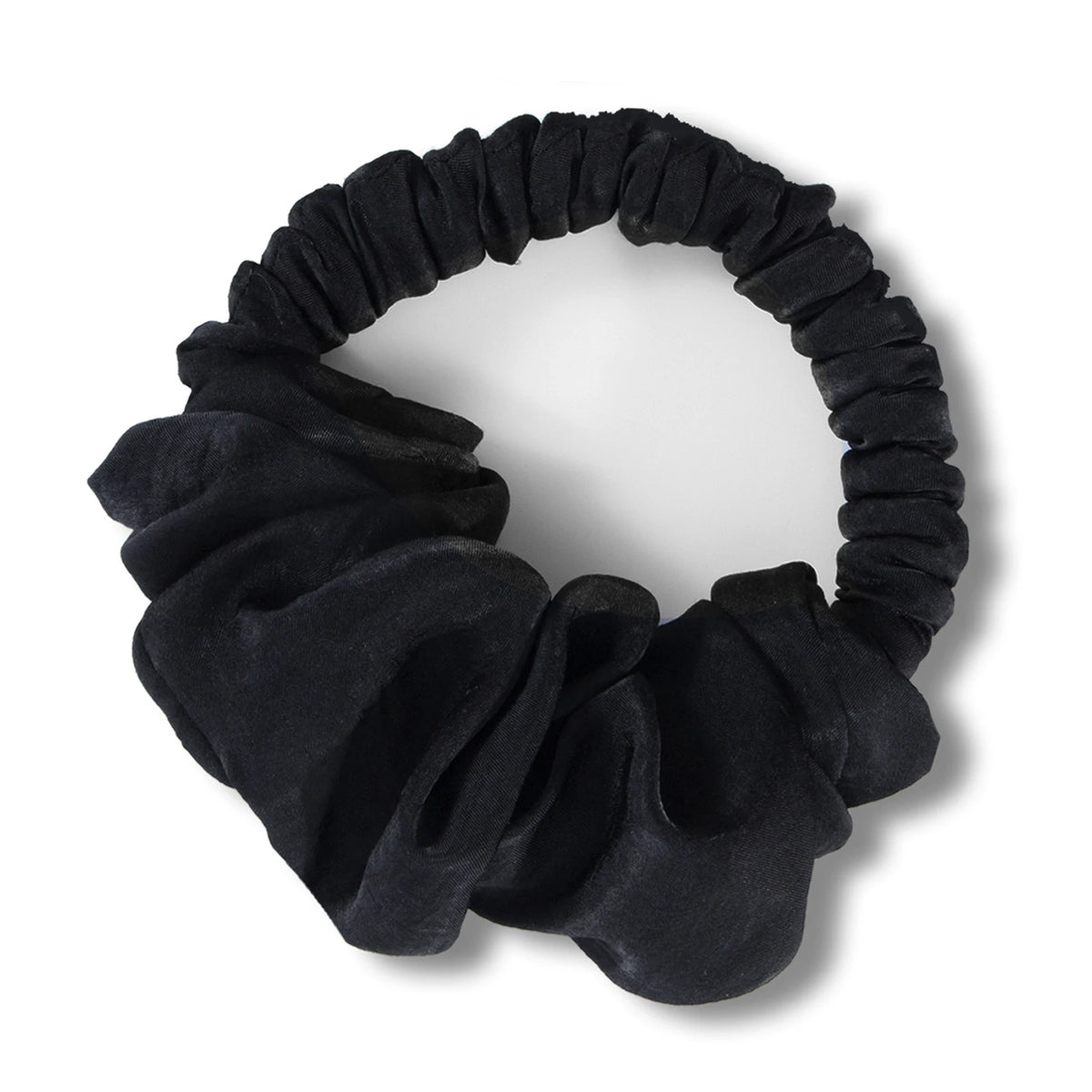Black heatless hair curling scrunchie with ruffled texture